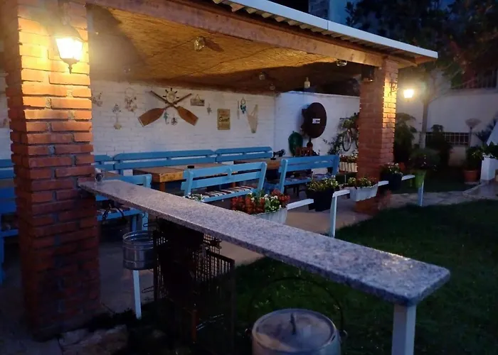 Apartment Jone Golem (Tirana)